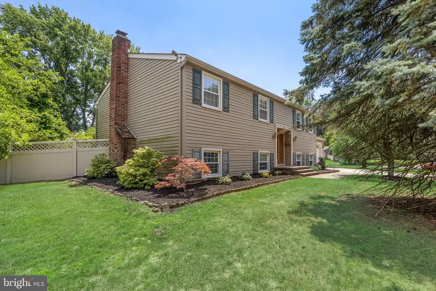 83 Lincoln Dr, Clementon, NJ 08021 - #2