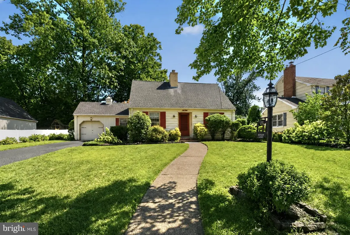 220 Hickory Ln, Haddonfield, NJ 08033 - #1