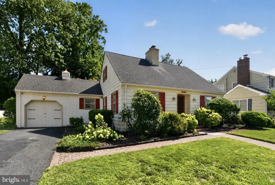 220 Hickory Ln, Haddonfield, NJ 08033 - #2
