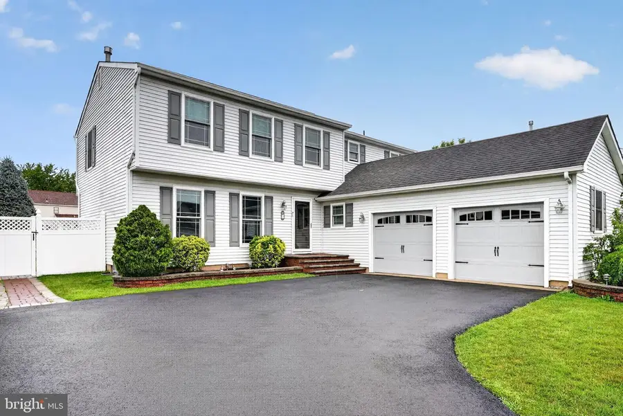 3 Berwick Ln, Sicklerville, NJ 08081 - #2