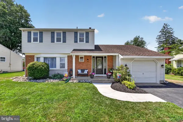 505 Mackin Dr, CHERRY HILL, NJ 08002