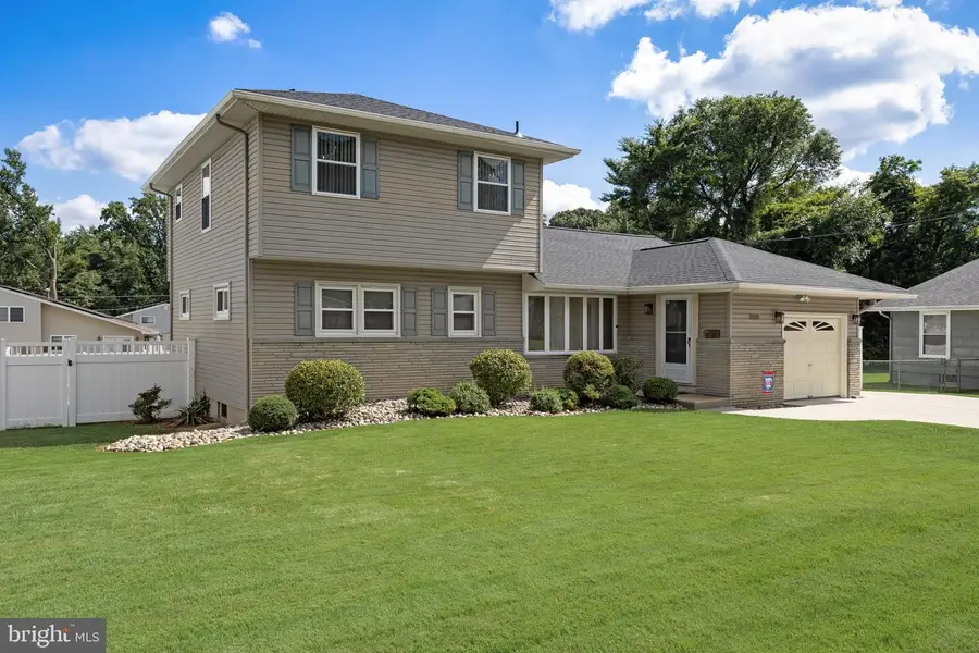 622 Pasadena Dr, Magnolia, NJ 08049 - #2