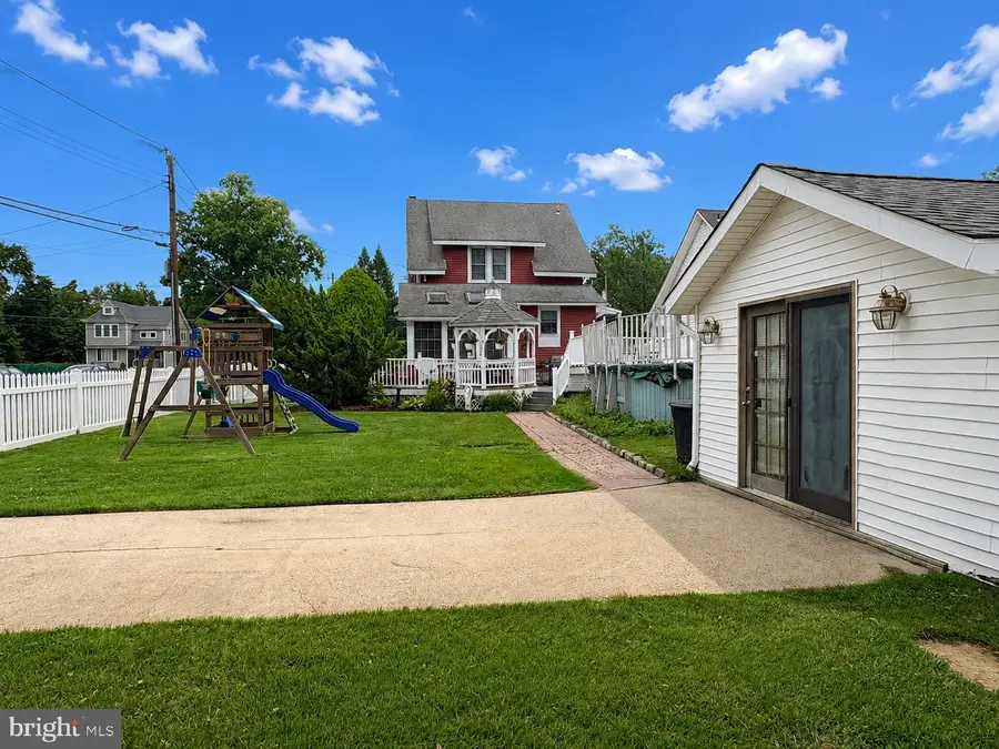 218 N Warwick Rd, Magnolia, NJ 08049 - #3