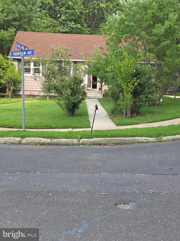 101 Parkview Ave, SOMERDALE, NJ 08083