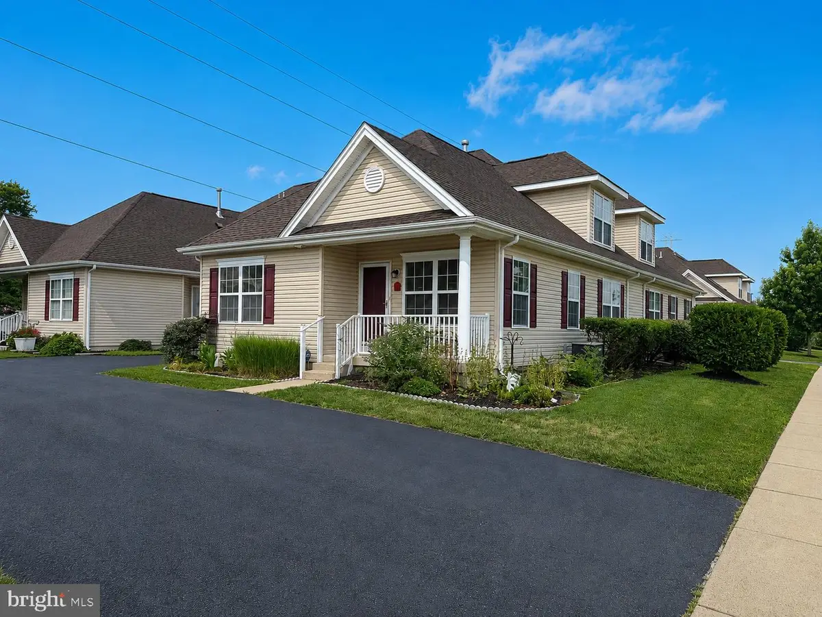 402 Emerson Ct, Clementon, NJ 08021 - #1