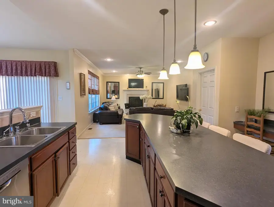 17 Beaver Dam Dr, Sicklerville, NJ 08081 - #3
