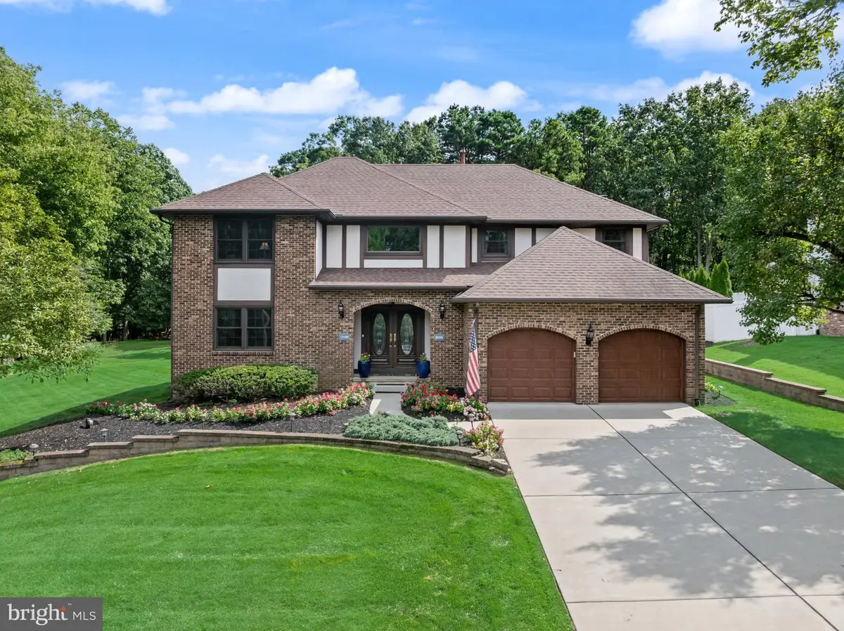 2 Acorn Hill Dr, Voorhees, NJ 08043 - #1