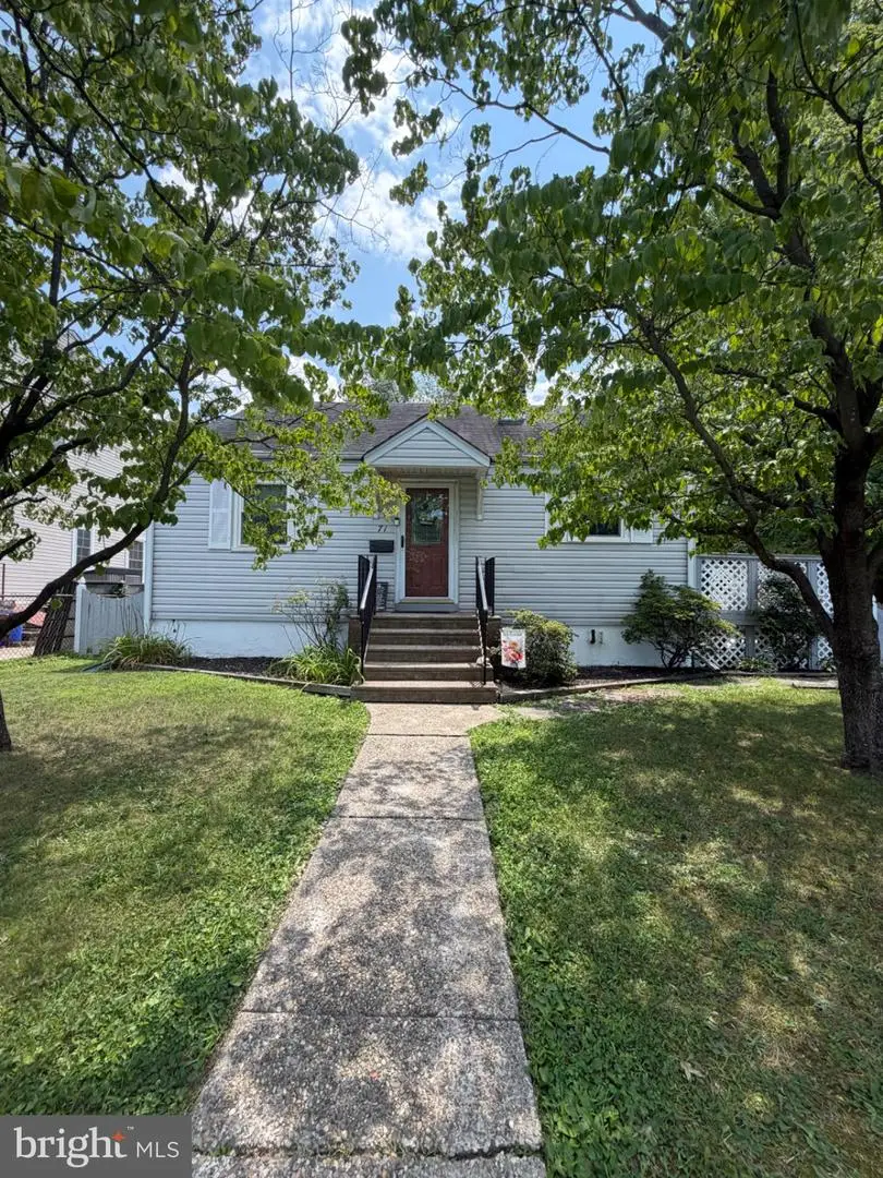 71 Warren Ave, Bellmawr, NJ 08031 - #1