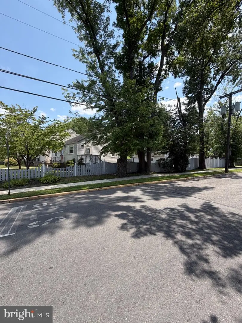 71 Warren Ave, Bellmawr, NJ 08031 - #2