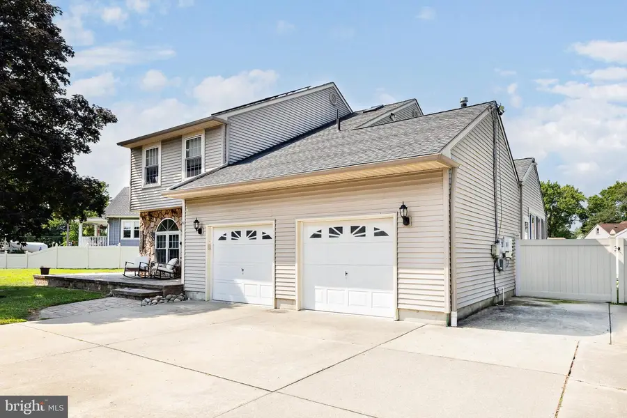 601 Station Ave, Mount Ephraim, NJ 08059 - #3