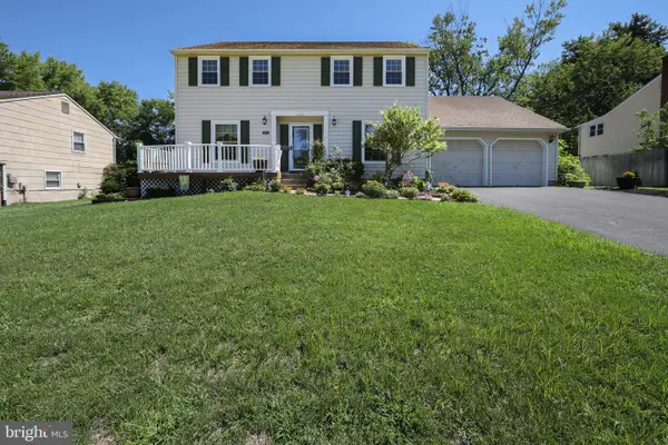 1944 Birchwood Park Dr N, CHERRY HILL, NJ 08003