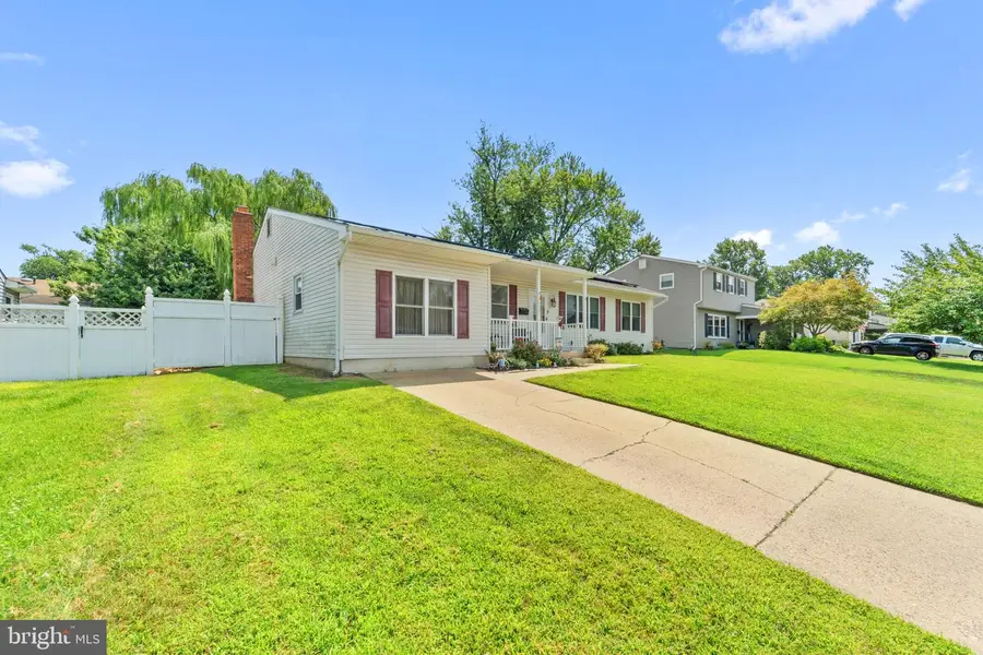 21 Grant Dr, Clementon, NJ 08021 - #3