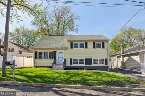 7319 Boulevard Ave, PENNSAUKEN, NJ 08110