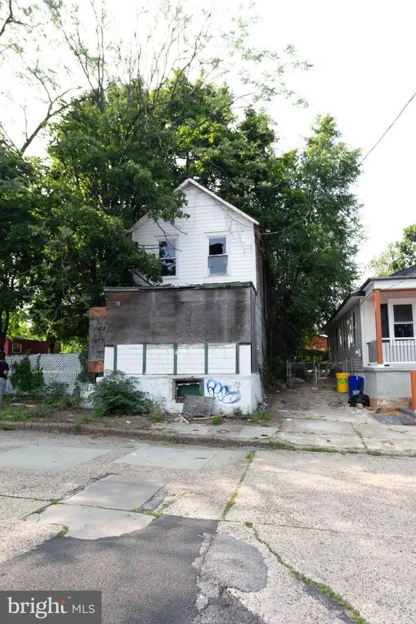 2835 Tyler St, CAMDEN, NJ 08105