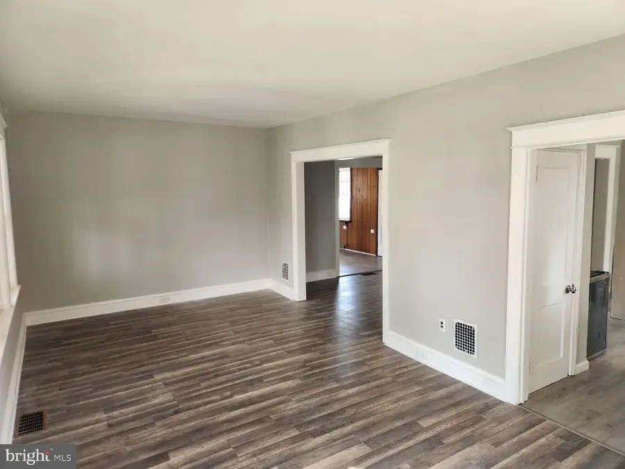 7240 Cedar Ave, Pennsauken, NJ 08109 - #3