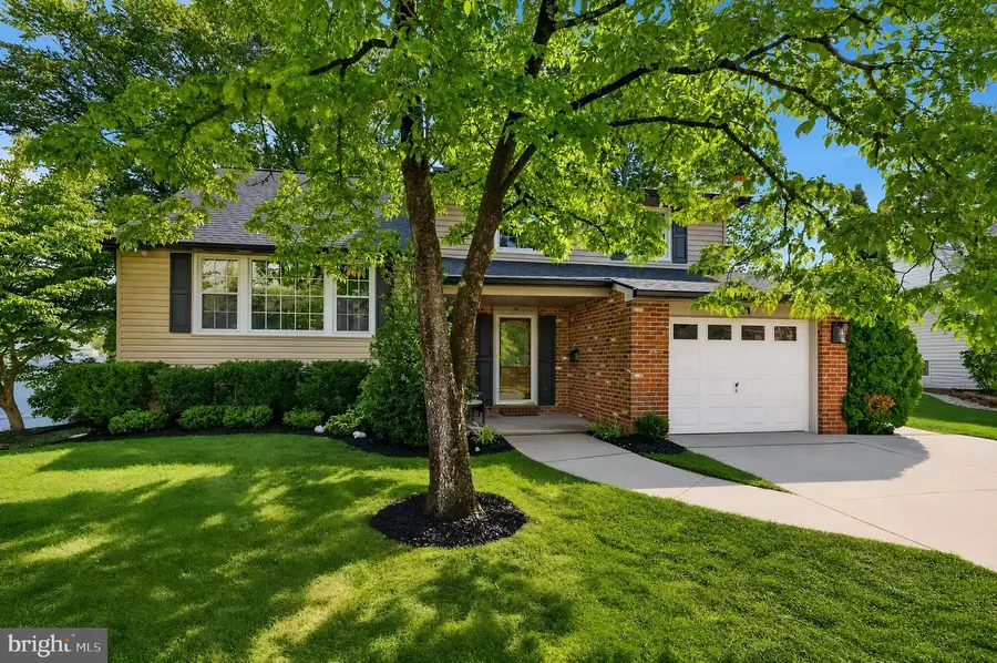14 Lamp Post Ln, Cherry Hill, NJ 08003 - #2