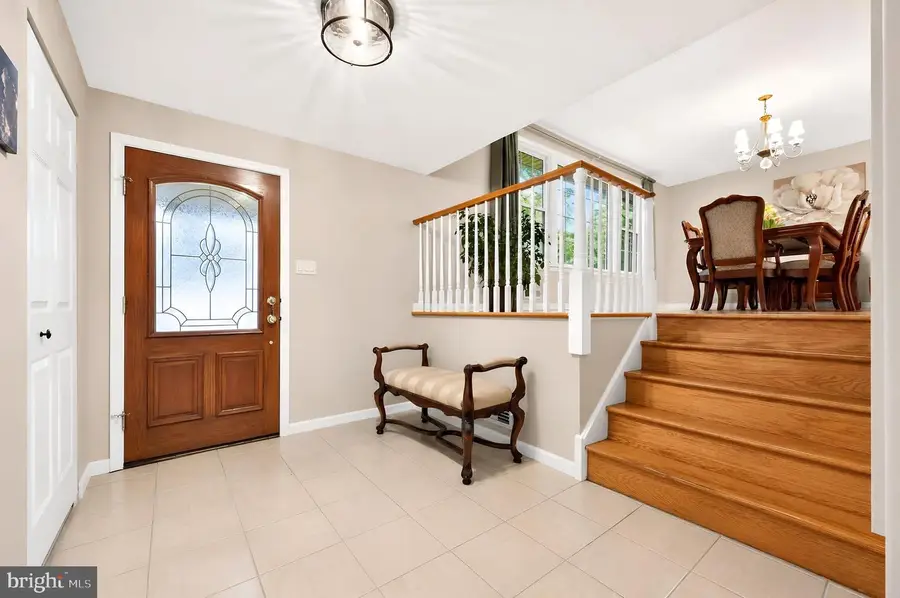 14 Lamp Post Ln, Cherry Hill, NJ 08003 - #3