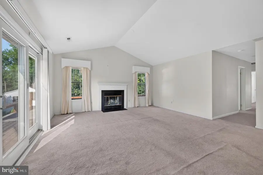32 Hemlock Dr, Blackwood, NJ 08012 - #3