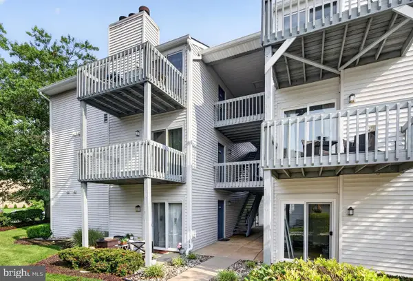 2052 Lucas Ln, VOORHEES, NJ 08043