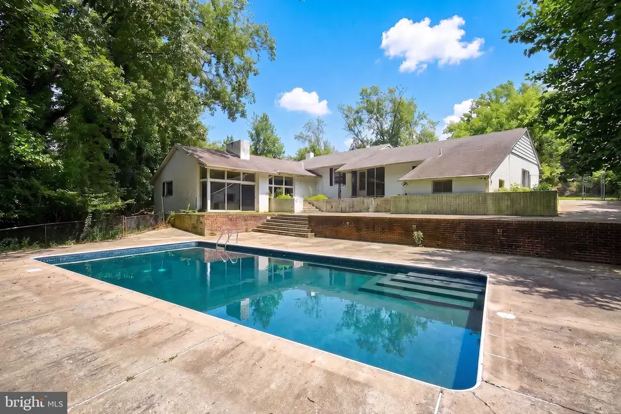 17 Brookdale Dr, Cherry Hill, NJ 08034 - #3