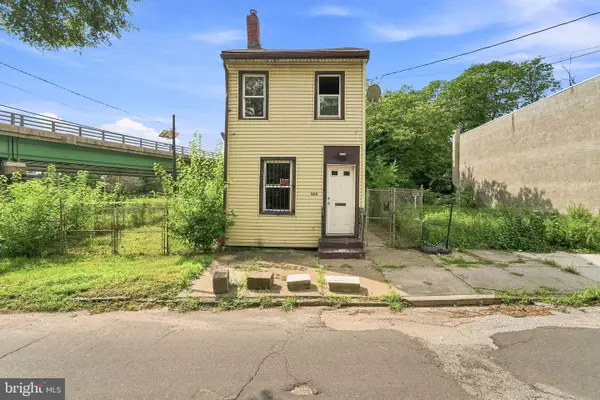 828-830 Mount Vernon St, CAMDEN, NJ 08103