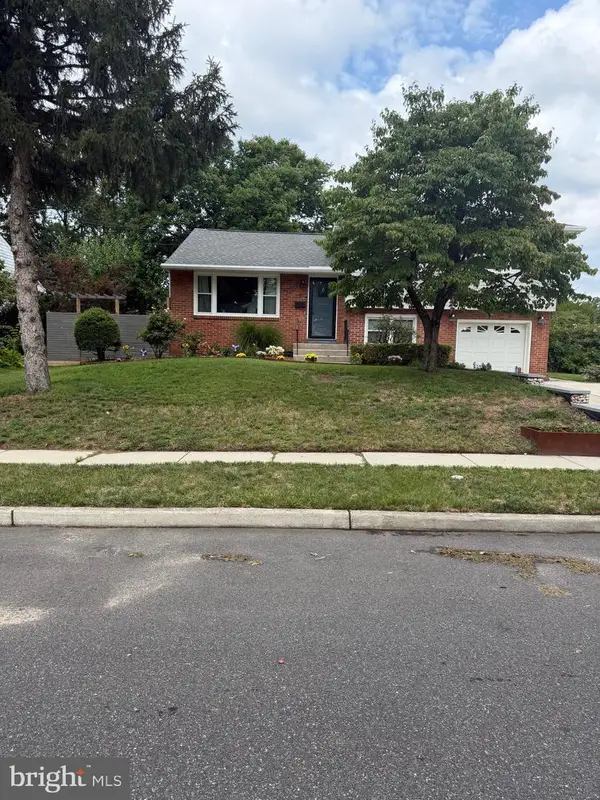 210 Massachusetts Ave, CHERRY HILL, NJ 08002