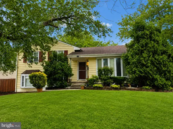 219 Maine Ave, CHERRY HILL, NJ 08002