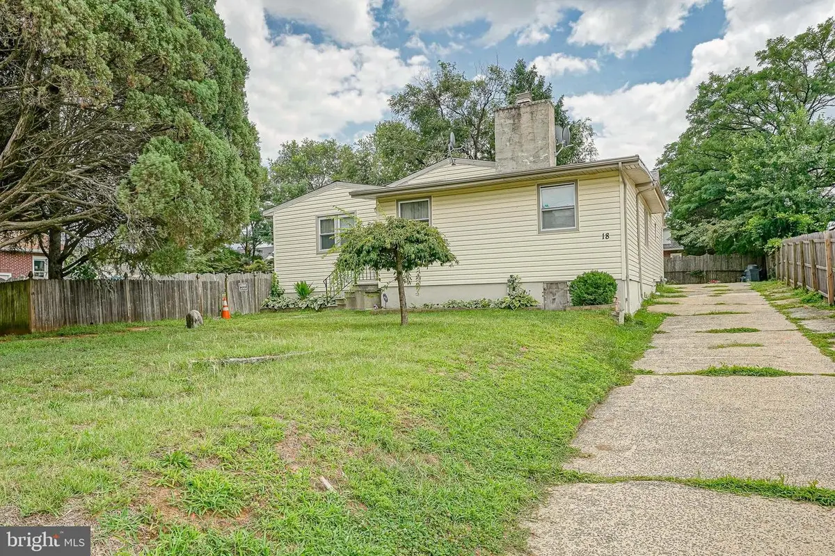 18 E 6th Ave, Runnemede, NJ 08078 - #1