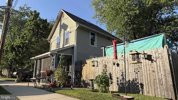 111 S King St, MAGNOLIA, NJ 08049