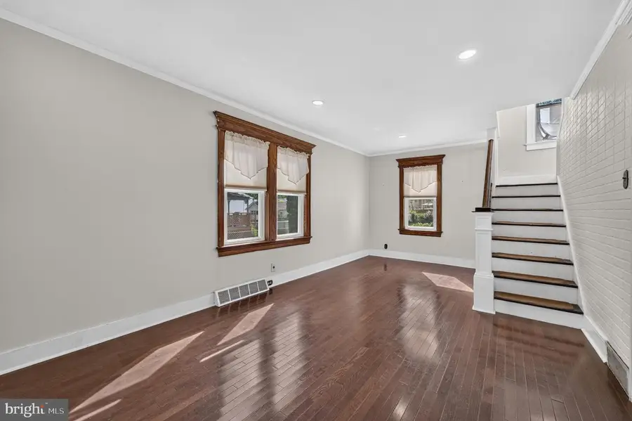 256 W Pine St, Audubon, NJ 08106 - #3