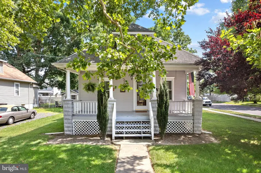 140 Albany Ave, Barrington, NJ 08007 - #2