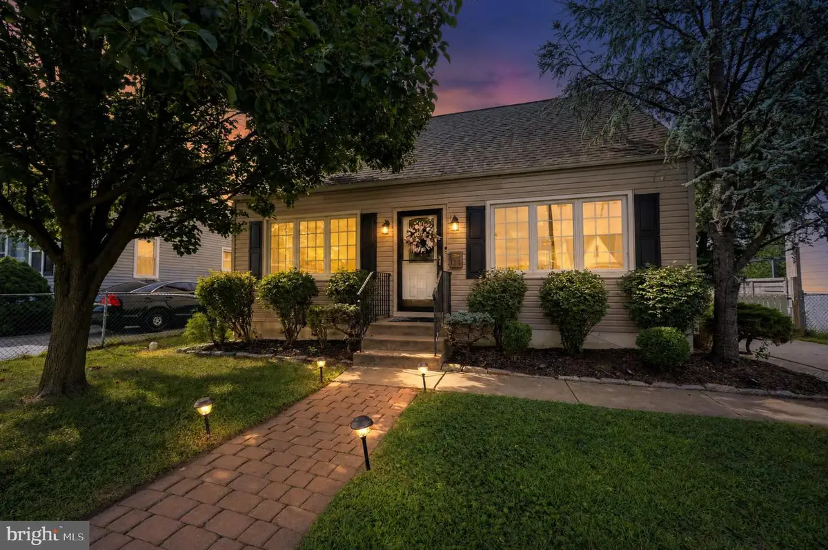 126 E Lafayette Ave, Magnolia, NJ 08049 - #1