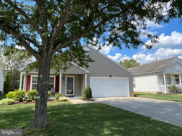 29 Carriage Stop Dr, BERLIN, NJ 08009