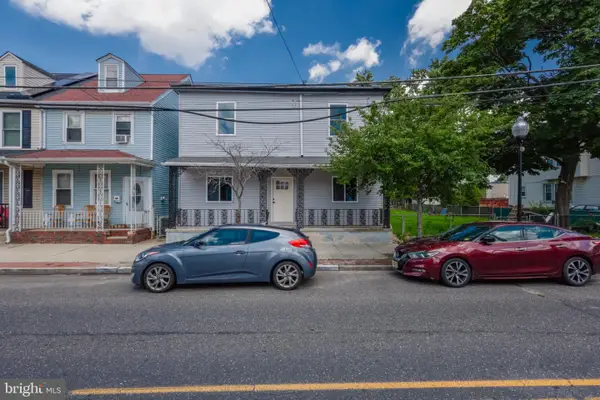 613 Market St, GLOUCESTER CITY, NJ 08030
