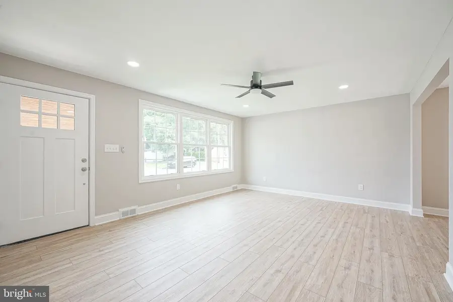 412 W Cedar Ave, Oaklyn, NJ 08107 - #3