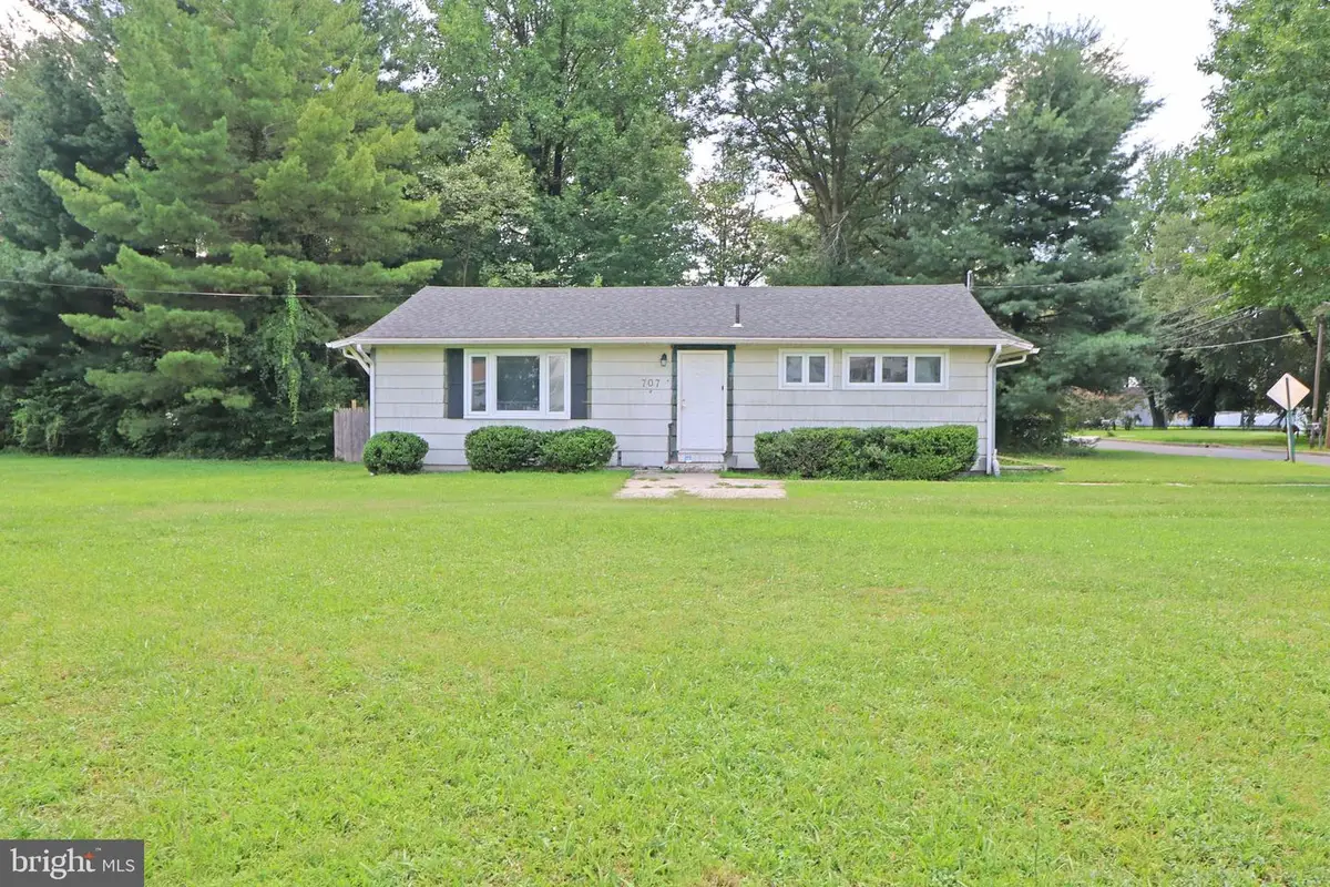 707 Beechwood Ave, Cherry Hill, NJ 08002 - #1