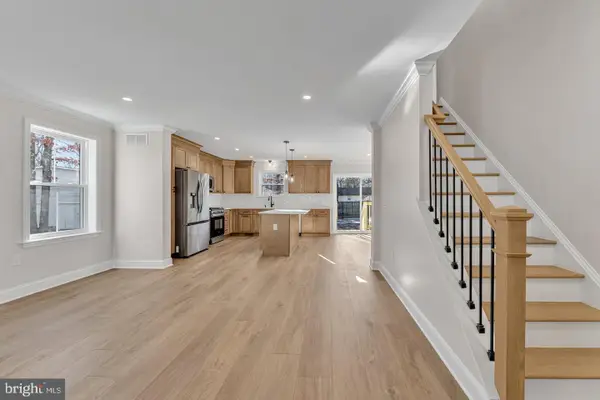 54 E Buttonwood Ave, PINE HILL, NJ 08021