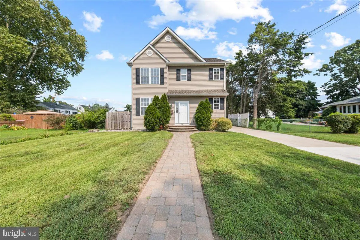 14 S Pennsylvania Ave, Blackwood, NJ 08012 - #1