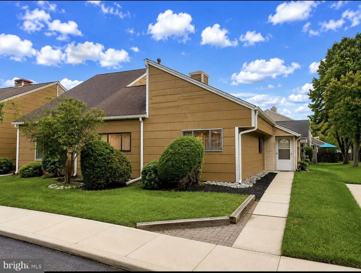 21 Chiswick Dr, Lindenwold, NJ 08021 - #1