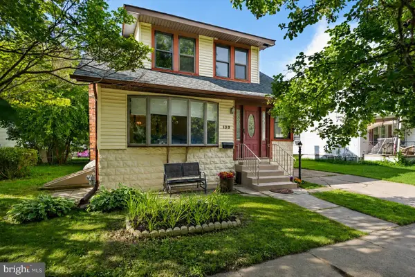 133 W Lake Ave, BLACKWOOD, NJ 08012
