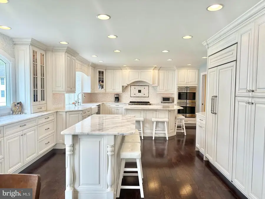 11 Equestrian Ln, Cherry Hill, NJ 08003 - #3