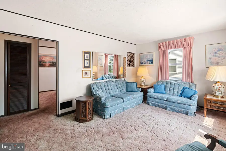270 Bergen Ave, Bellmawr, NJ 08031 - #2