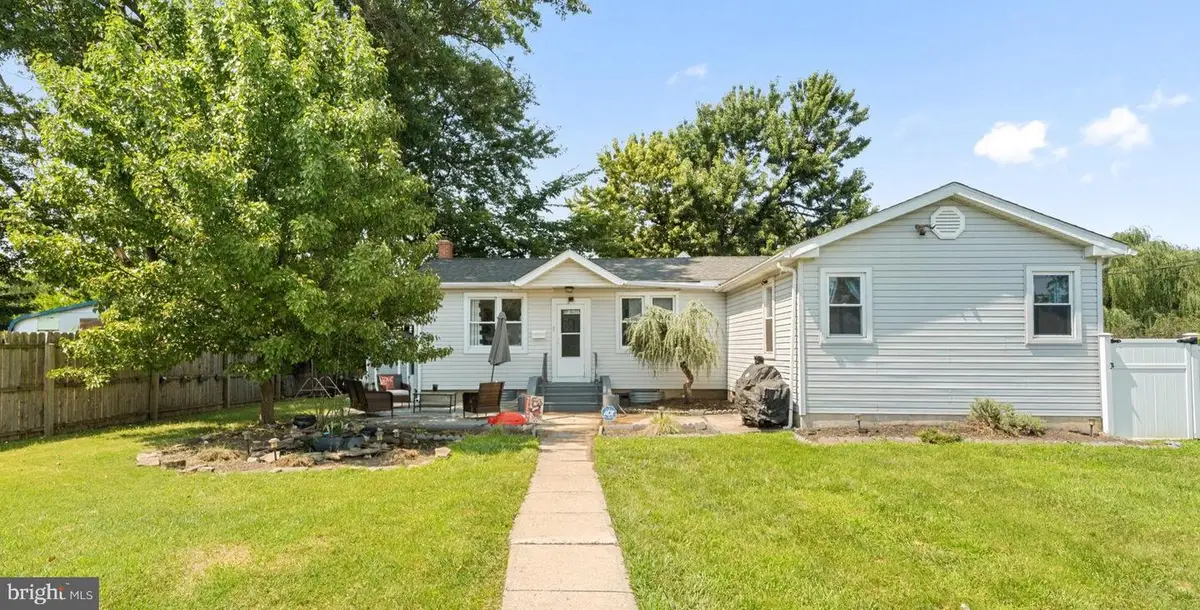 640 E Preston Ave, Somerdale, NJ 08083 - #1