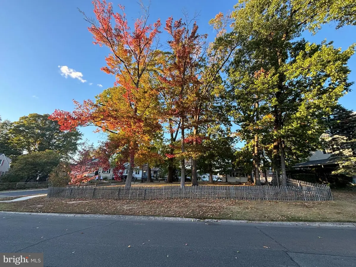 211 W Holly Ave, Oaklyn, NJ 08107 - #1