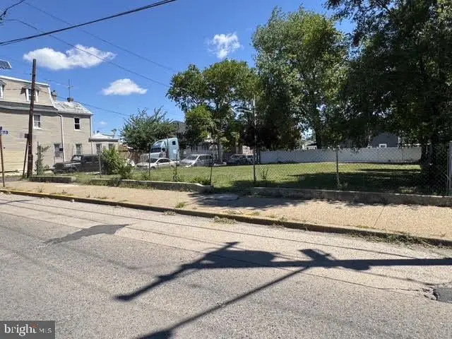 818 N 27th St, Camden, NJ 08105 - #3