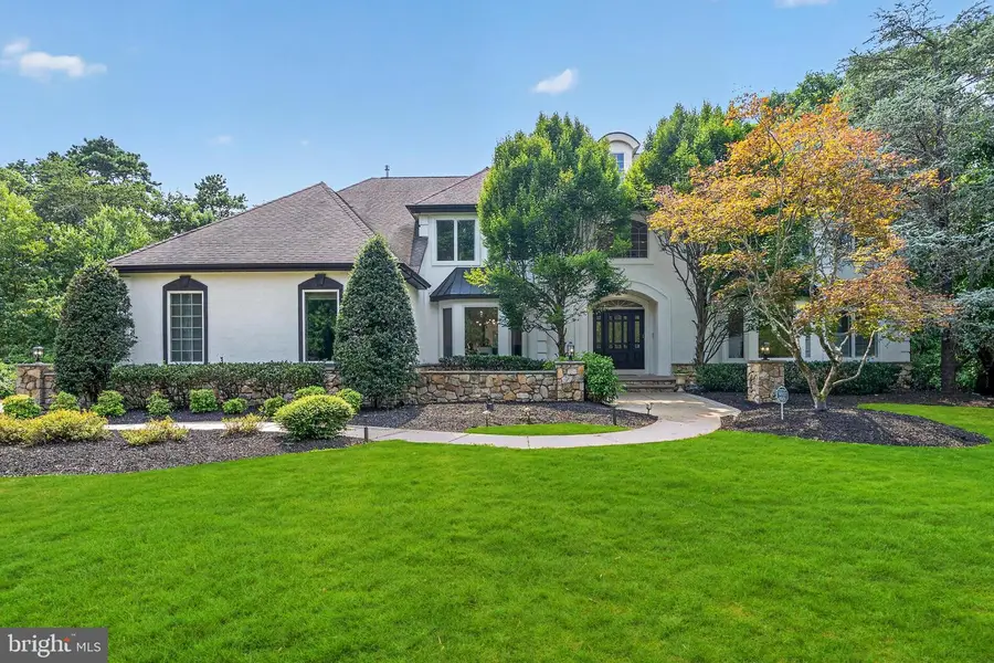 8 Fairway Dr, Voorhees, NJ 08043 - #2