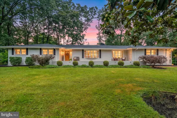 101 Arthur Ave, CHESILHURST, NJ 08089