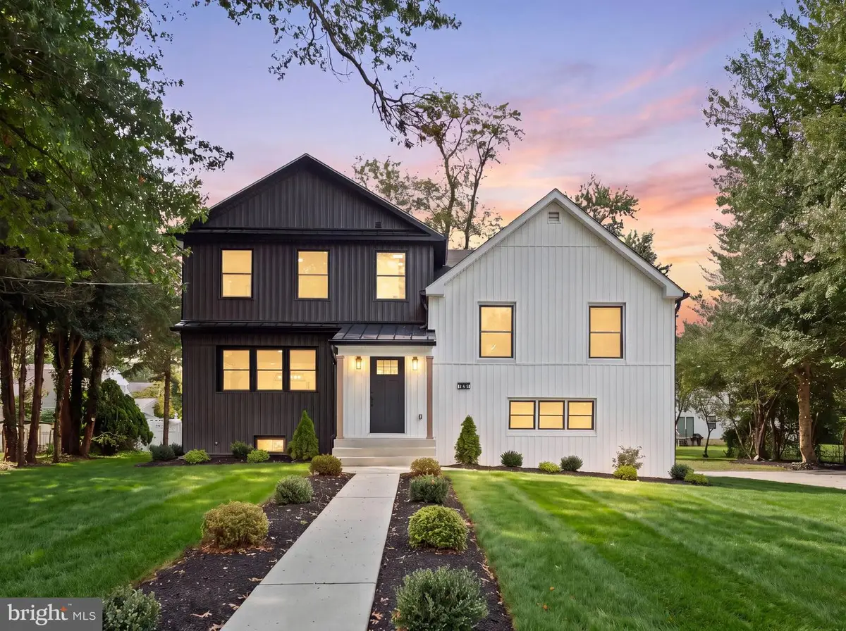 345 Oak Ave, Cherry Hill, NJ 08002 - #1
