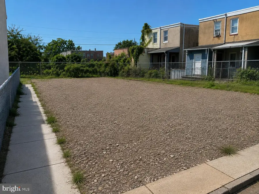 905 Douglass St, Camden, NJ 08103 - #2