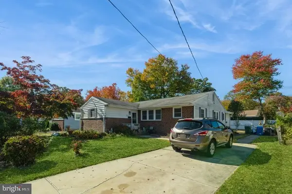 212 3rd Ave W, CHERRY HILL, NJ 08002